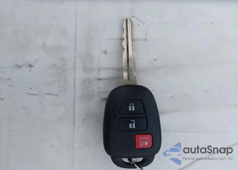 2017 Toyota Rav4 Le z USA, uszkodzony, nr VIN 2T3BFREV5HW569322